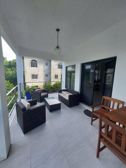 The Willow Apartment Ocho Rios Kültér fotó