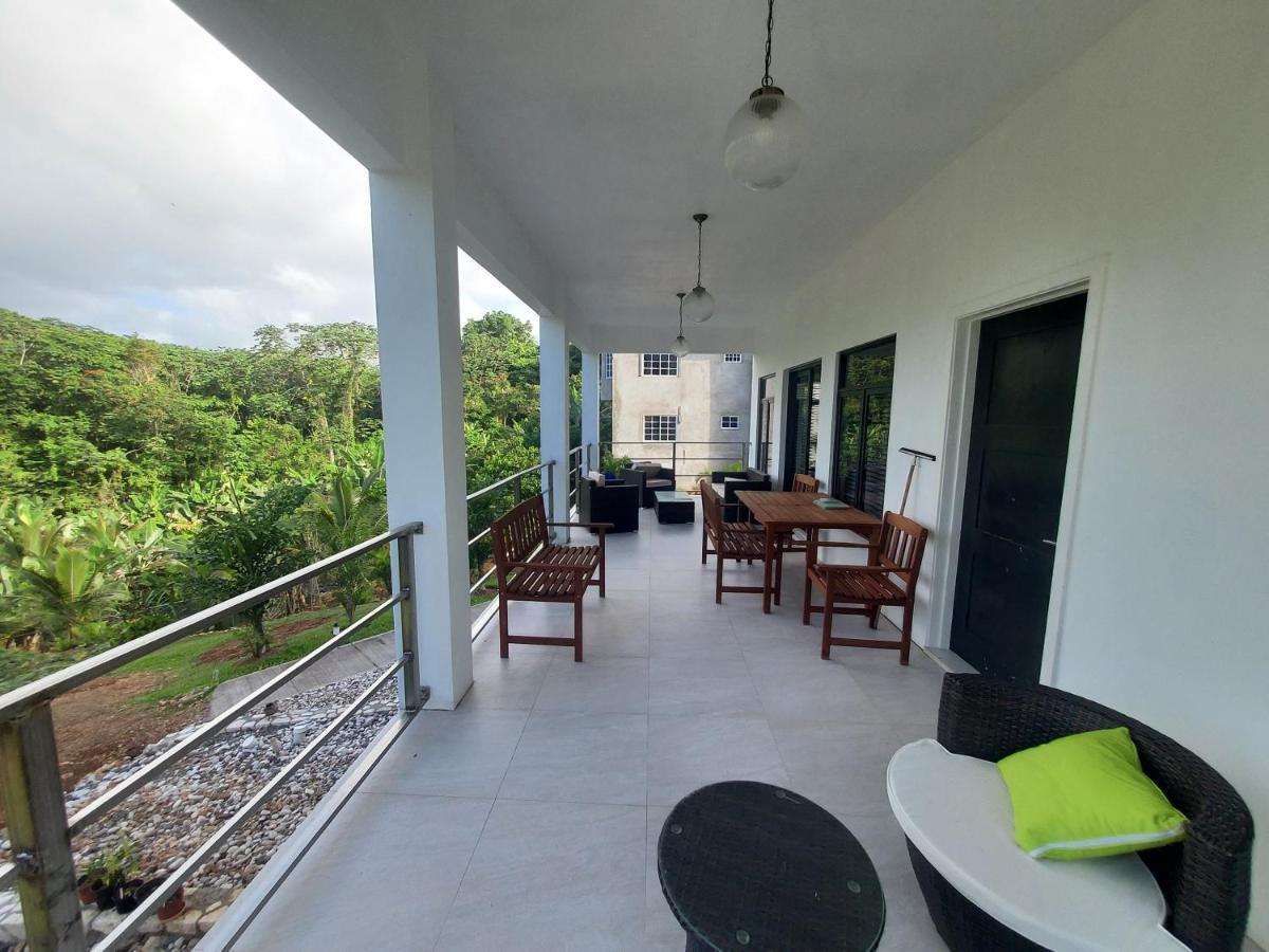 The Willow Apartment Ocho Rios Kültér fotó