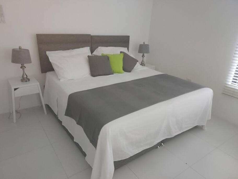 The Willow Apartment Ocho Rios Kültér fotó